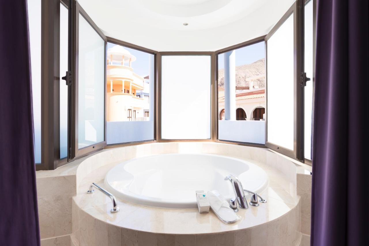 Atlas Suites Tenerife By Enjoyahome Лос Кристианос Экстерьер фото